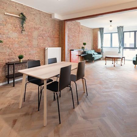 Two-Bedroom Apartments In The Heart Of Антверпен Экстерьер фото