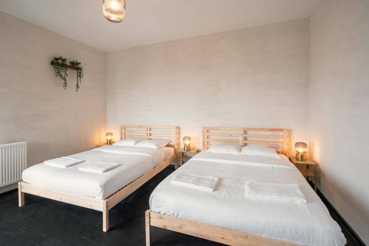 Two-Bedroom Apartments In The Heart Of Антверпен Экстерьер фото