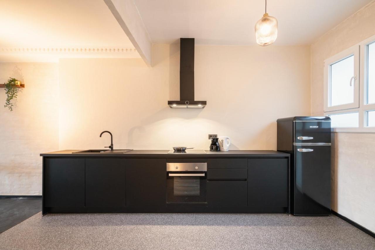 Two-Bedroom Apartments In The Heart Of Антверпен Экстерьер фото