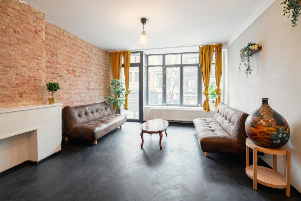Two-Bedroom Apartments In The Heart Of Антверпен Экстерьер фото