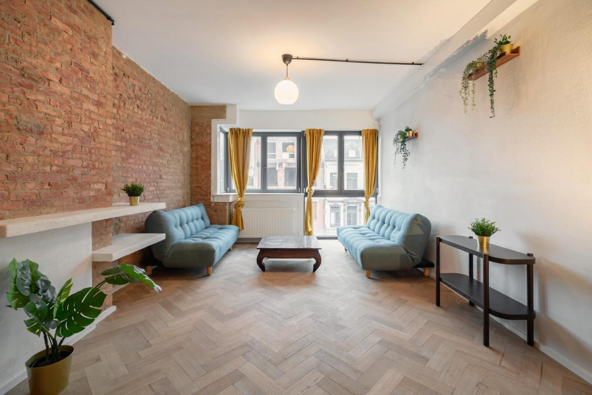 Two-Bedroom Apartments In The Heart Of Антверпен Экстерьер фото